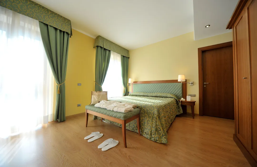 Hotel Resort&Spa Miramonti-1