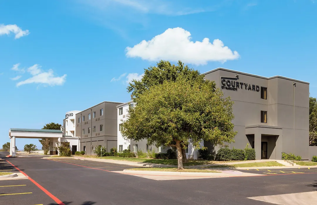 Courtyard By Marriott Amarillo West/Medical Center-1