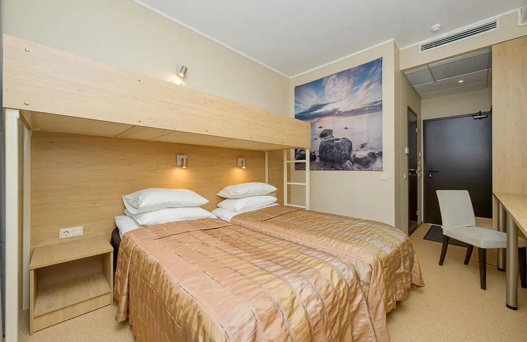 Hotel Rocca Al Mare-1
