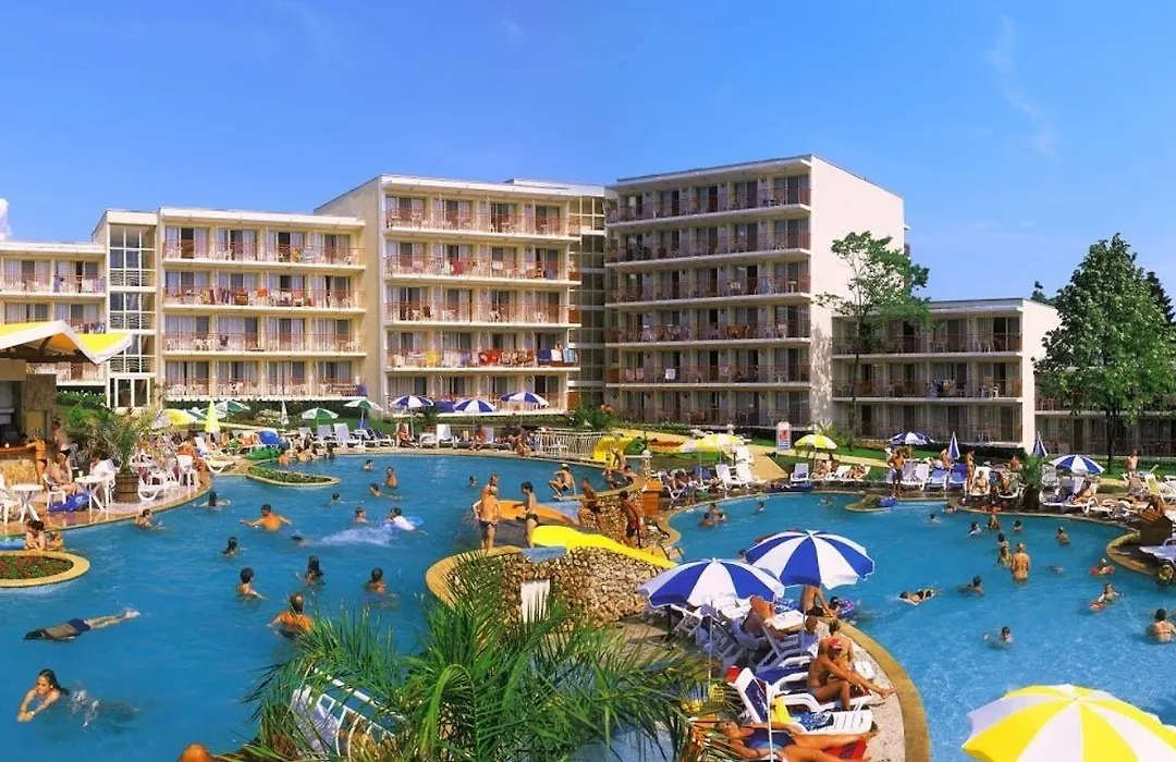 Vita Park Hotel & Aqua Park-1