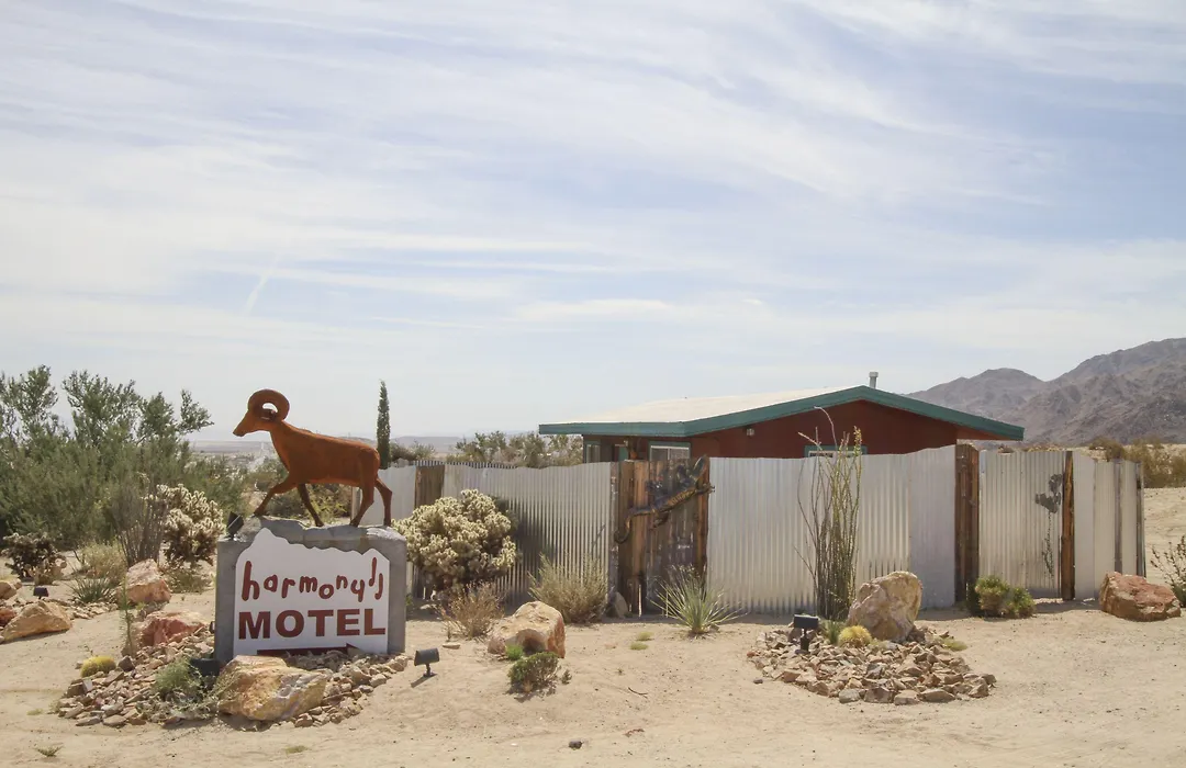 Harmony Motel-1