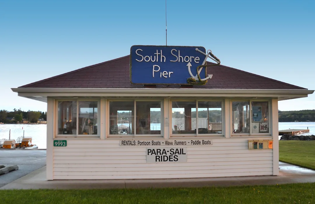 Eagle Harbor Inn-1