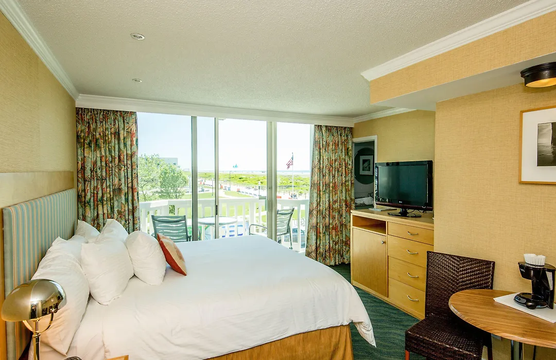 Port Royal Oceanfront Hotel-1