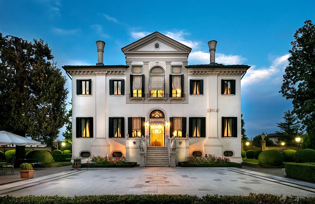 Villa Franceschi Hotel & Resort-1