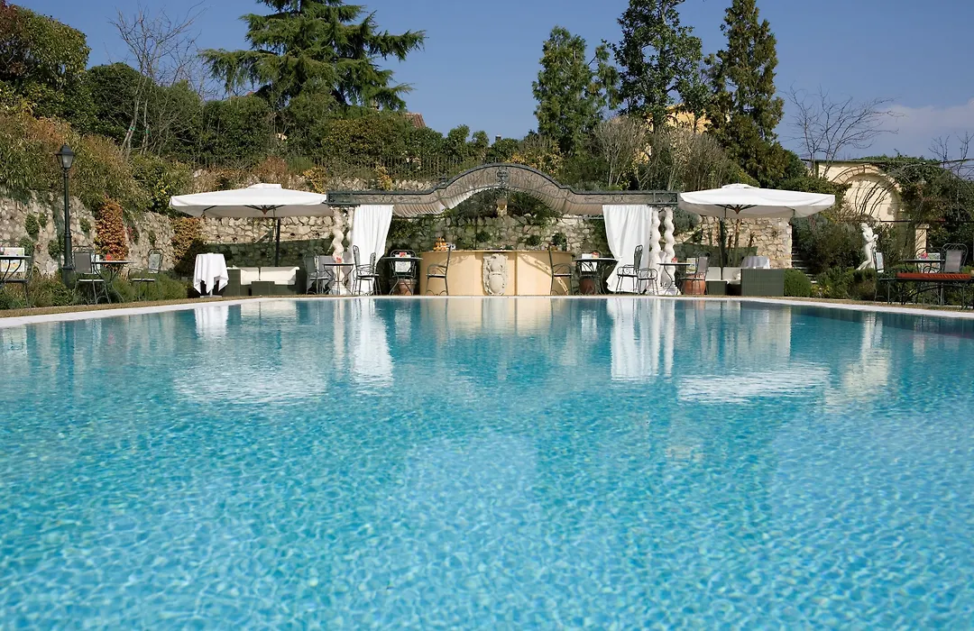 Byblos Art Hotel Villa Amistà-1