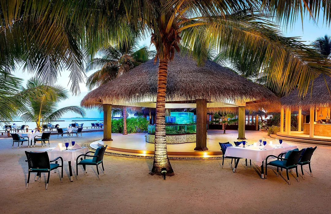 Sheraton Maldives Full Moon Resort & Spa-1