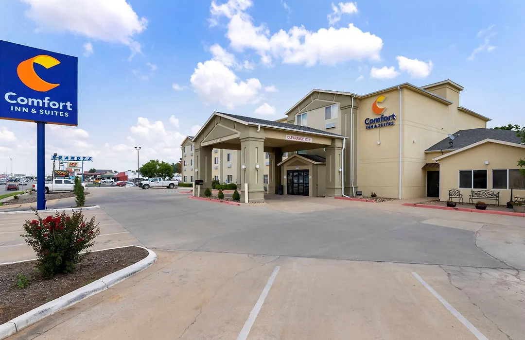 Comfort Inn & Suites Ponca City Near Marland Mansion-1