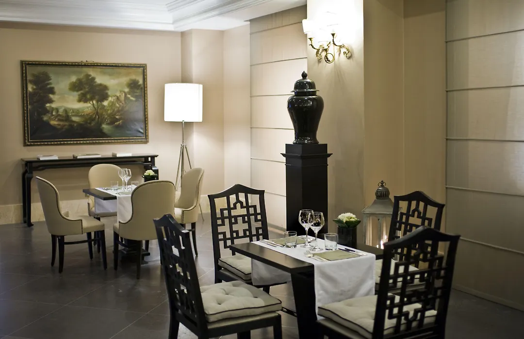 Ambasciatori Place Hotel-1