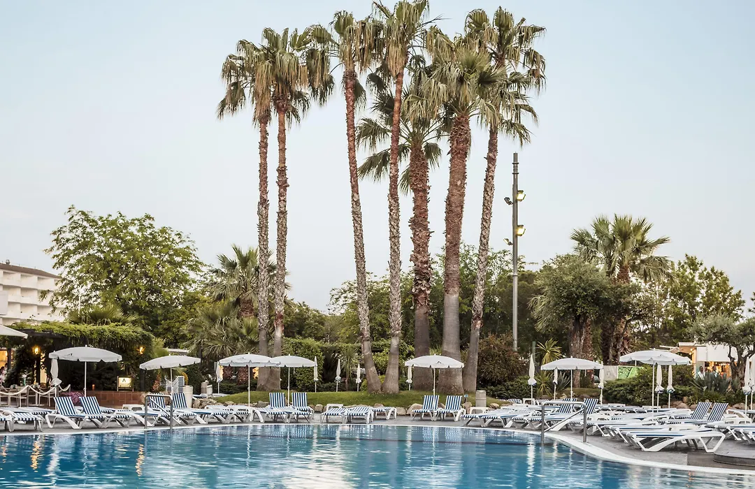 Aqua Hotel Aquamarina & Spa-1