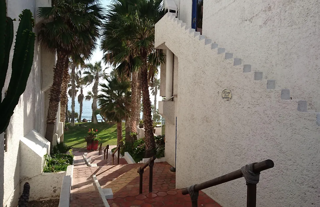 Las Rocas Resort&Spa-1