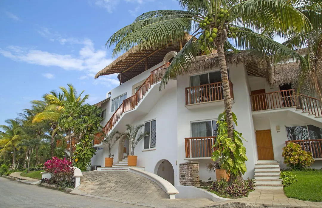 Las Villas Akumal-1