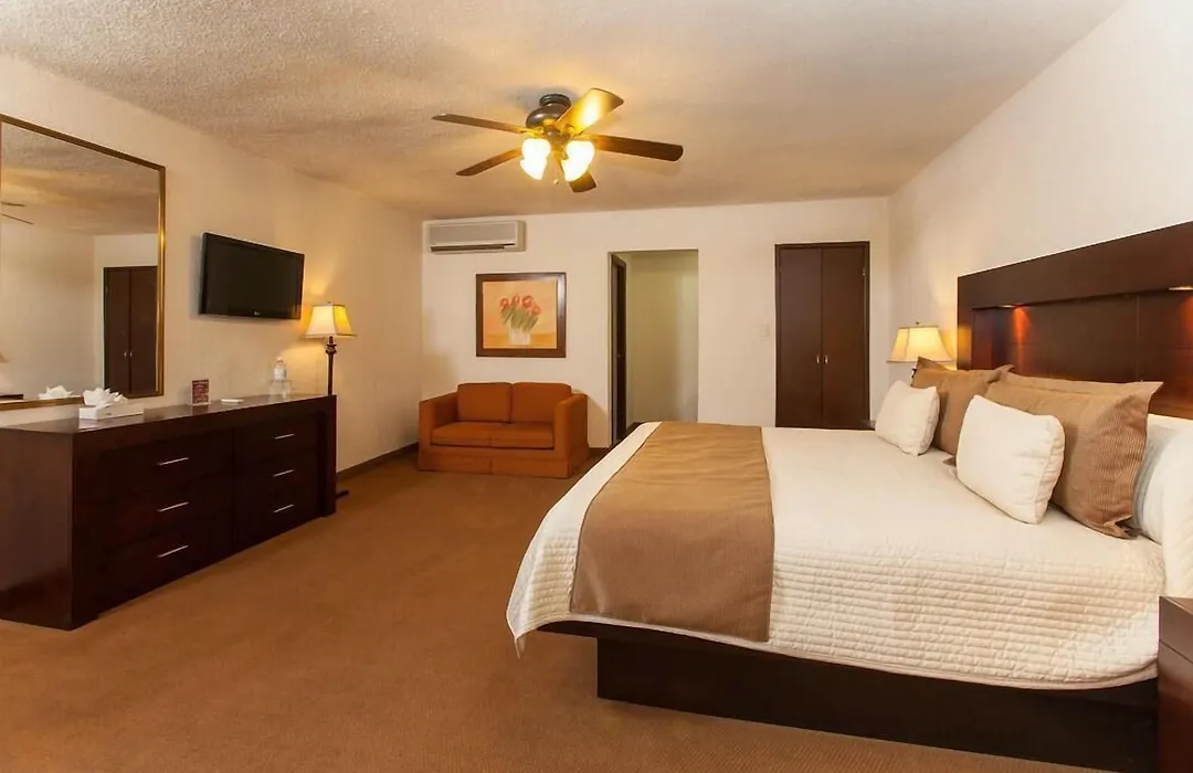 Hotel Gandara-1