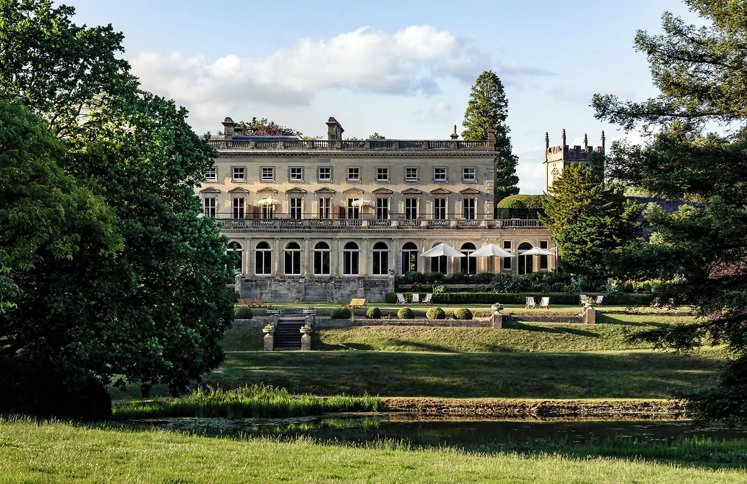 Cowley Manor Experimental-1