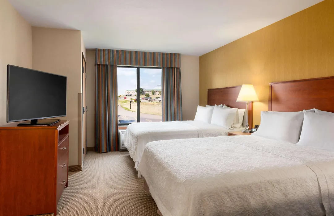 Hampton Inn Spearfish-1