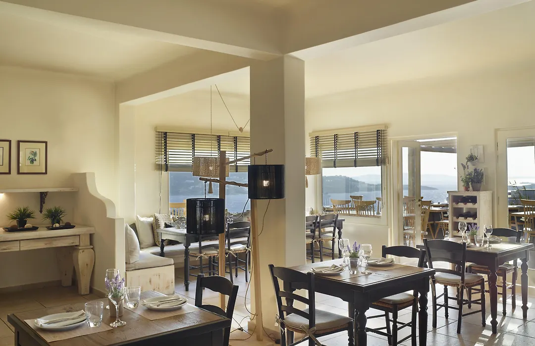 Vencia Boutique Hotel-1