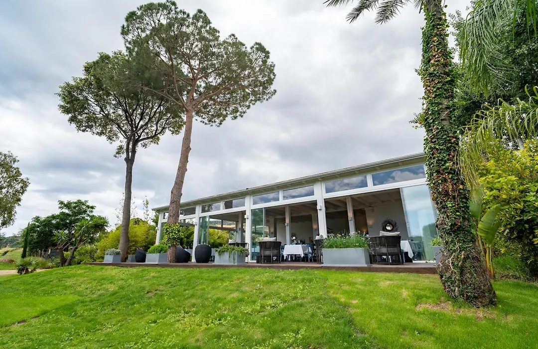 Cala Sinzias Resort-1