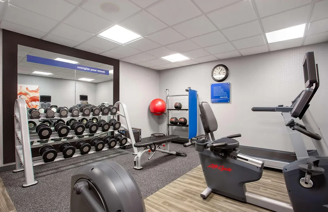 Hampton Inn & Suites Muncie-1