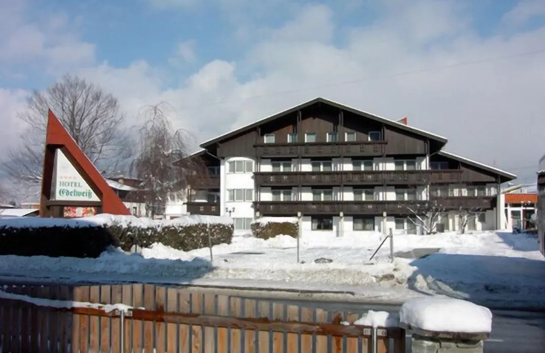 Hotel Edelweiss-1