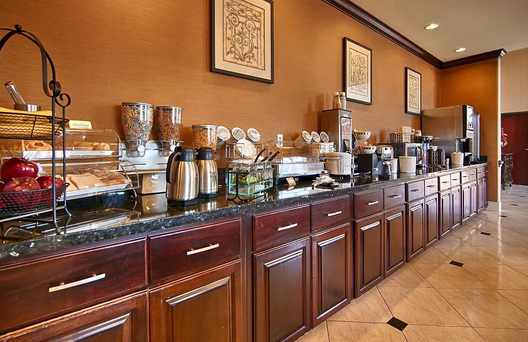 Best Western Orange Inn & Suites-1