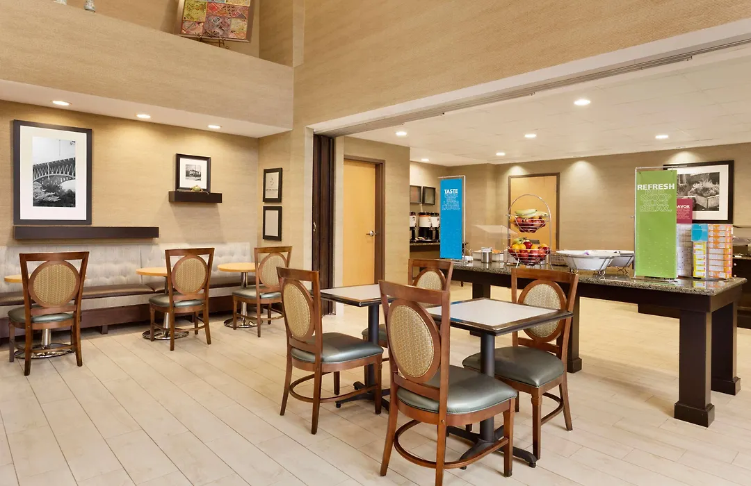 Hampton Inn & Suites Birmingham Airport Area-1