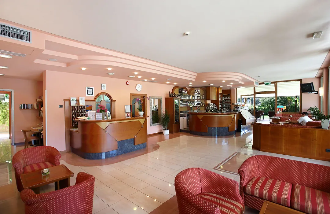 Eco Hotel Benacus-1