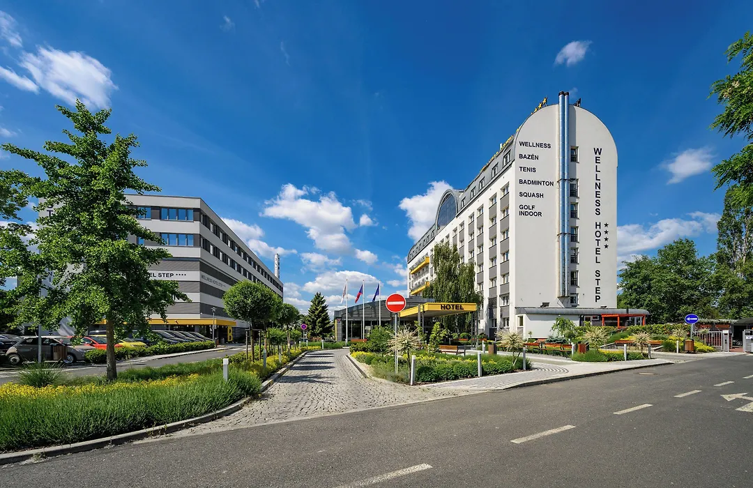 Wellness Hotel Step - Czech Leading Hotels - Operated By Czech Inn-1