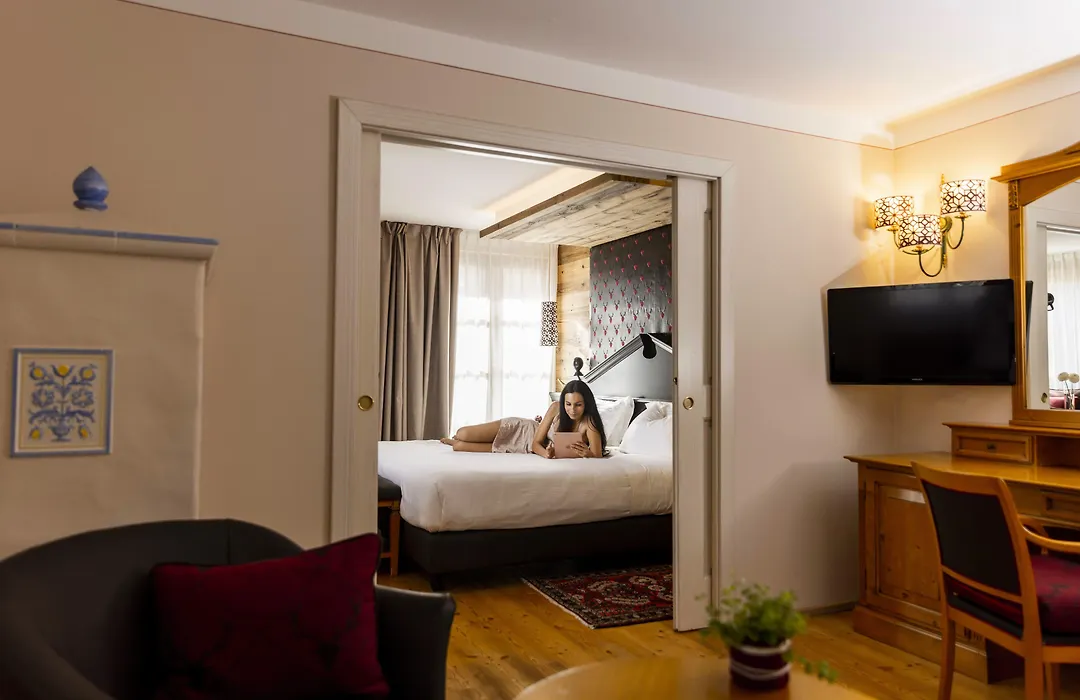 Alpen Suite Hotel-1
