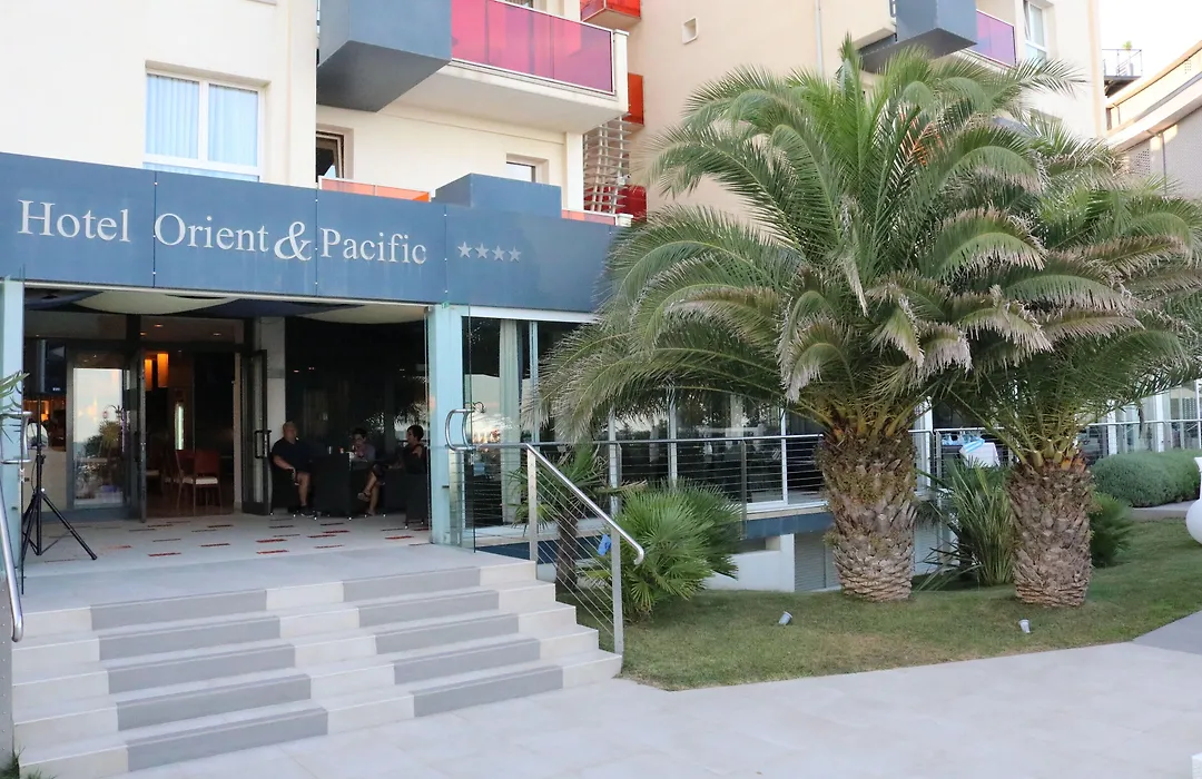 Hotel Orient & Pacific-1