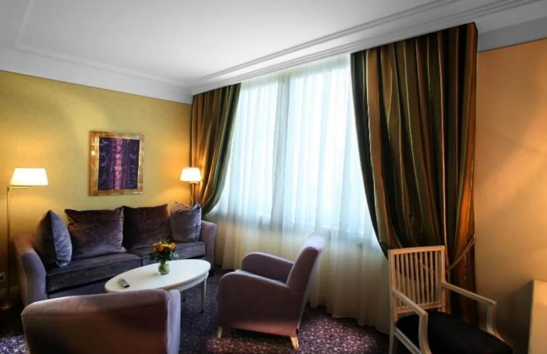 Hôtel Princesse Flore-1