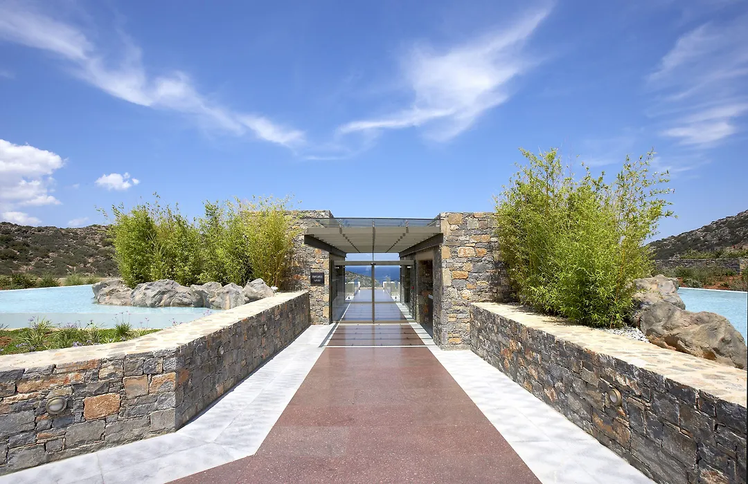 Daios Cove-1