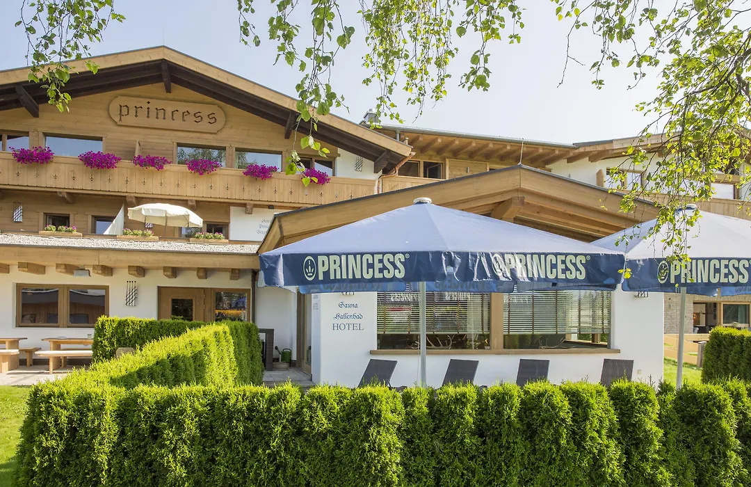 Princess Bergfrieden-1