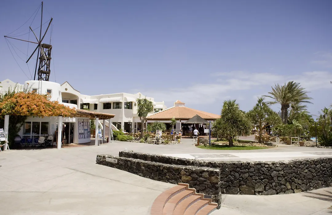 Robinson Esquinzo Playa-1