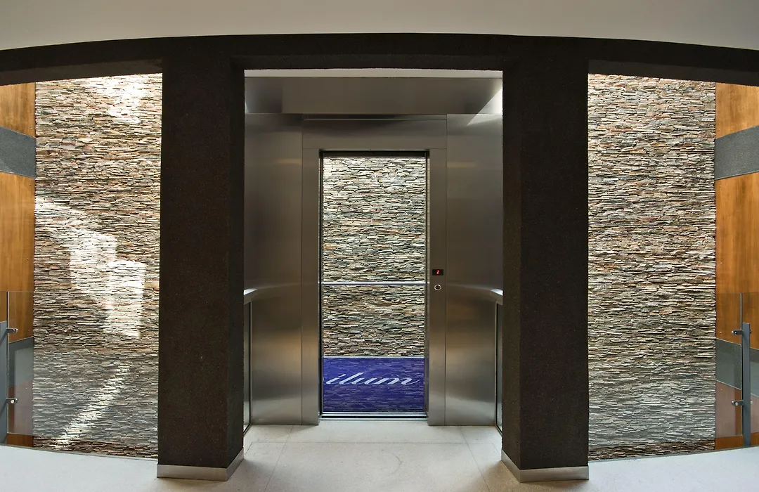Ilum Experience Home-1