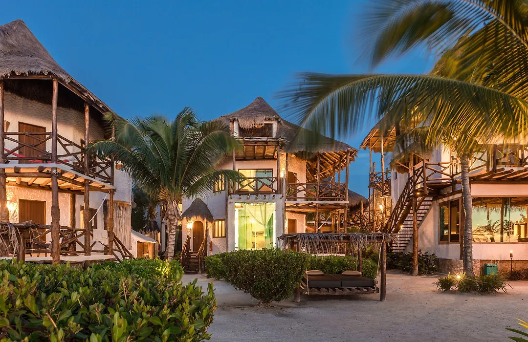 Hotel Villas Flamingos-1