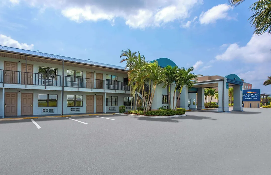 Baymont By Wyndham Punta Gorda/Port Charlotte-1