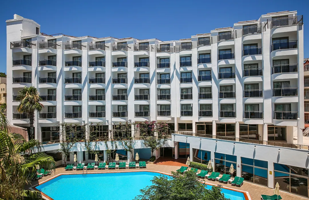Lalila Blue Suites-1