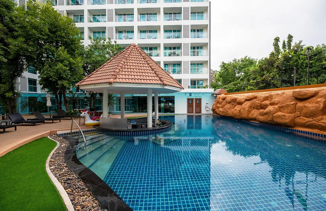 Centara Pattaya Hotel-1
