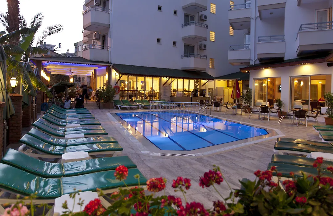 Remi Hotel-1