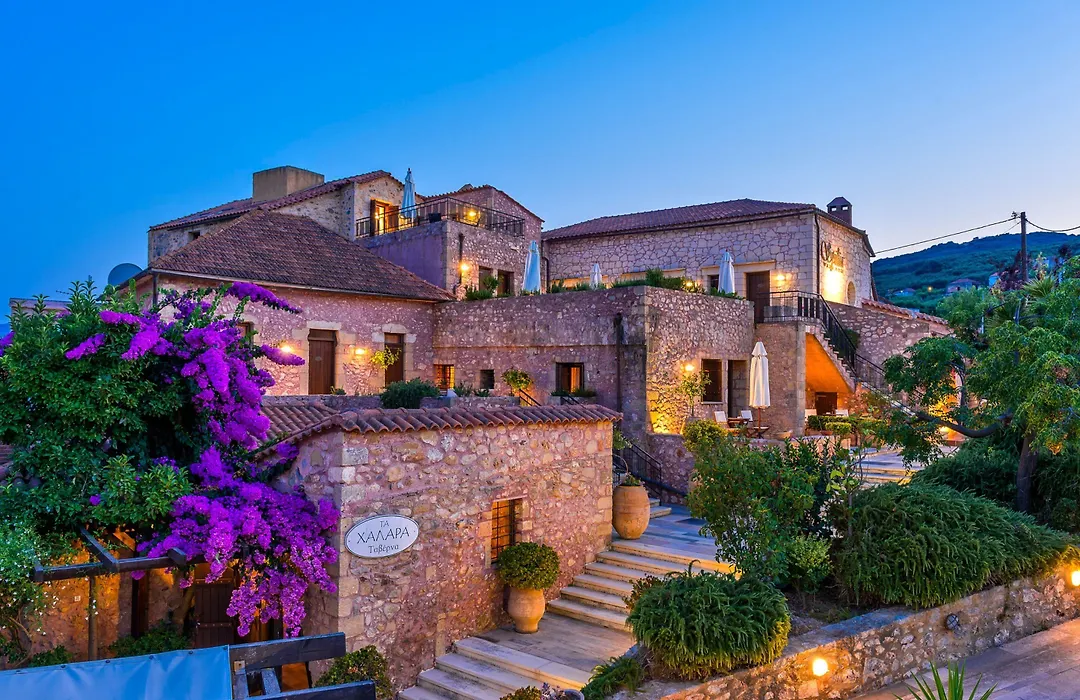 Spilia Village Hotel & Villas-1