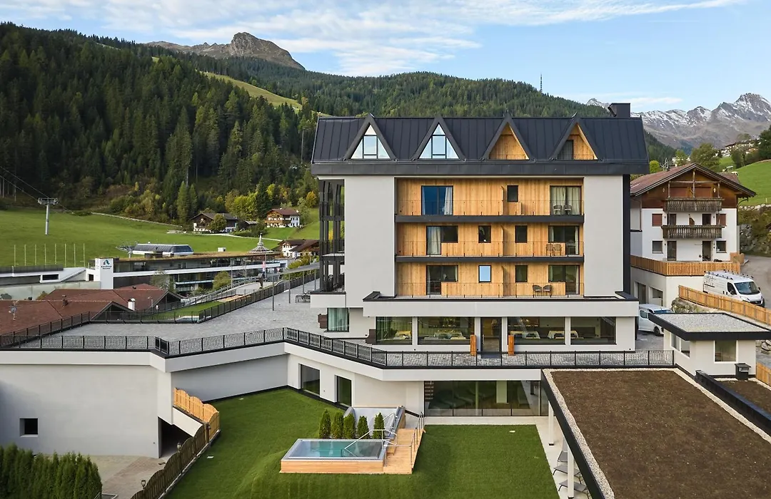 Berghotel-1