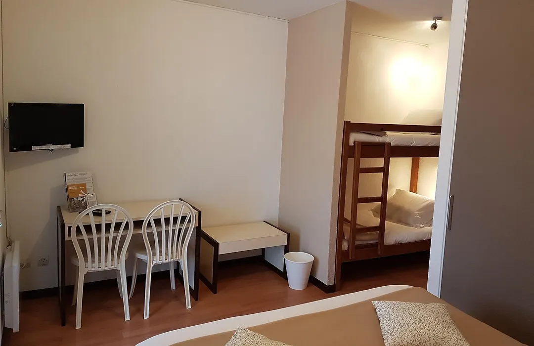 Hôtel Les Gabarres-1