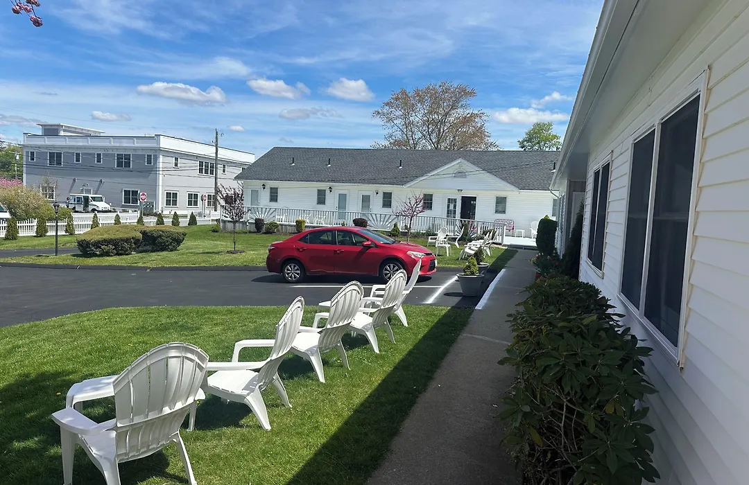 Taber Inn-1