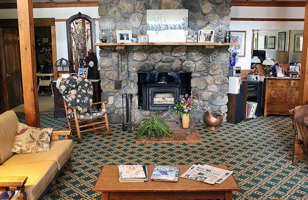 Carlson'S Lodge-1