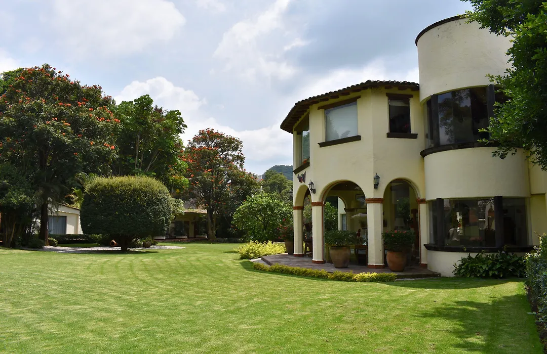 Casa Bugambilia, Un Pequeño Hotel en Tepoztlán-1