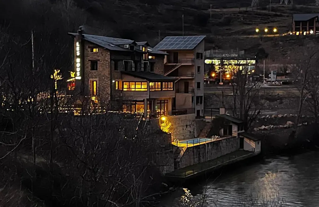Les Nous Hotel-1