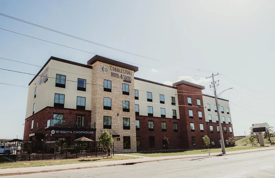 Cobblestone Hotel & Suites - Ottumwa-1