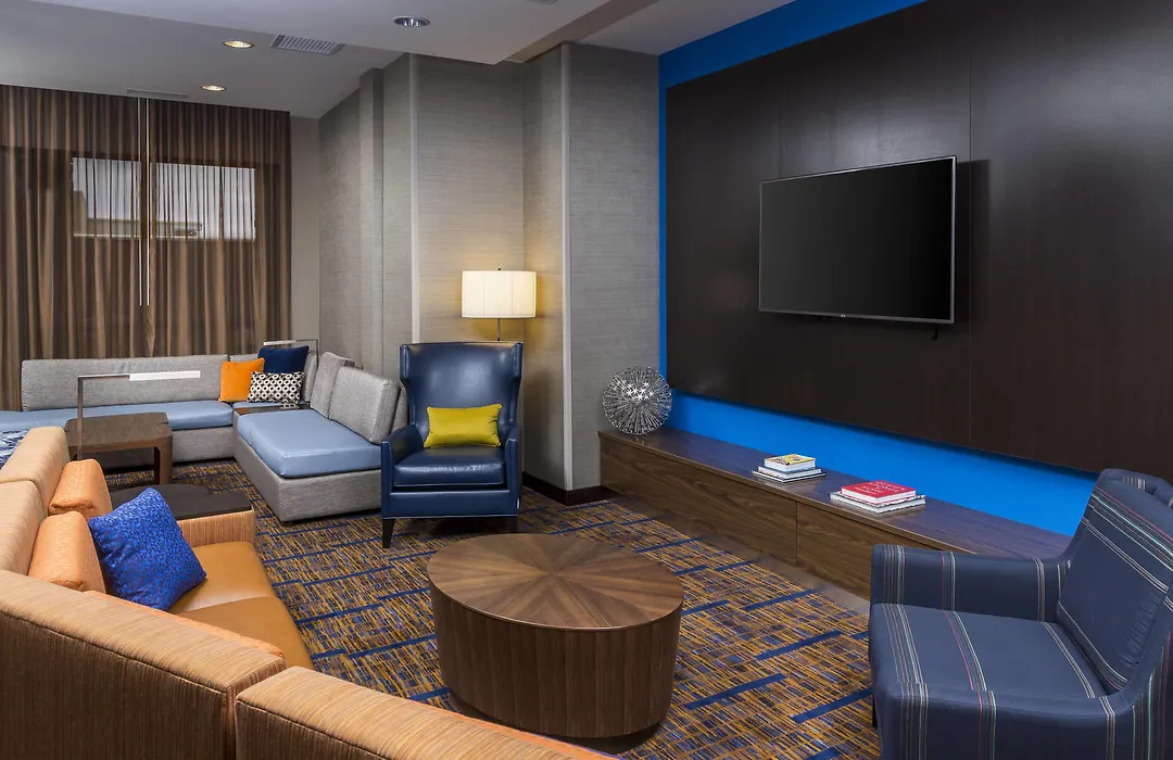 Courtyard By Marriott Bismarck North-1