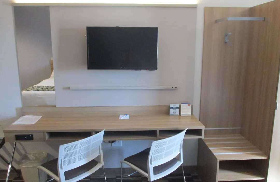 Microtel Inn & Suites By Wyndham Vernal/Naples-1
