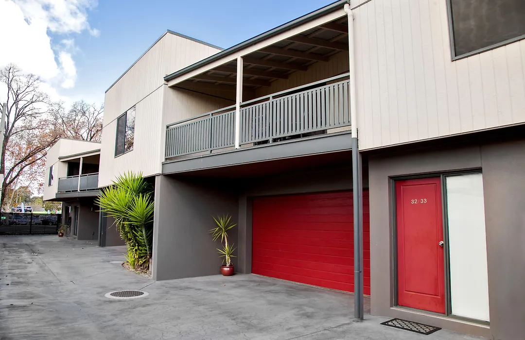 National Hotel Complex Bendigo-1
