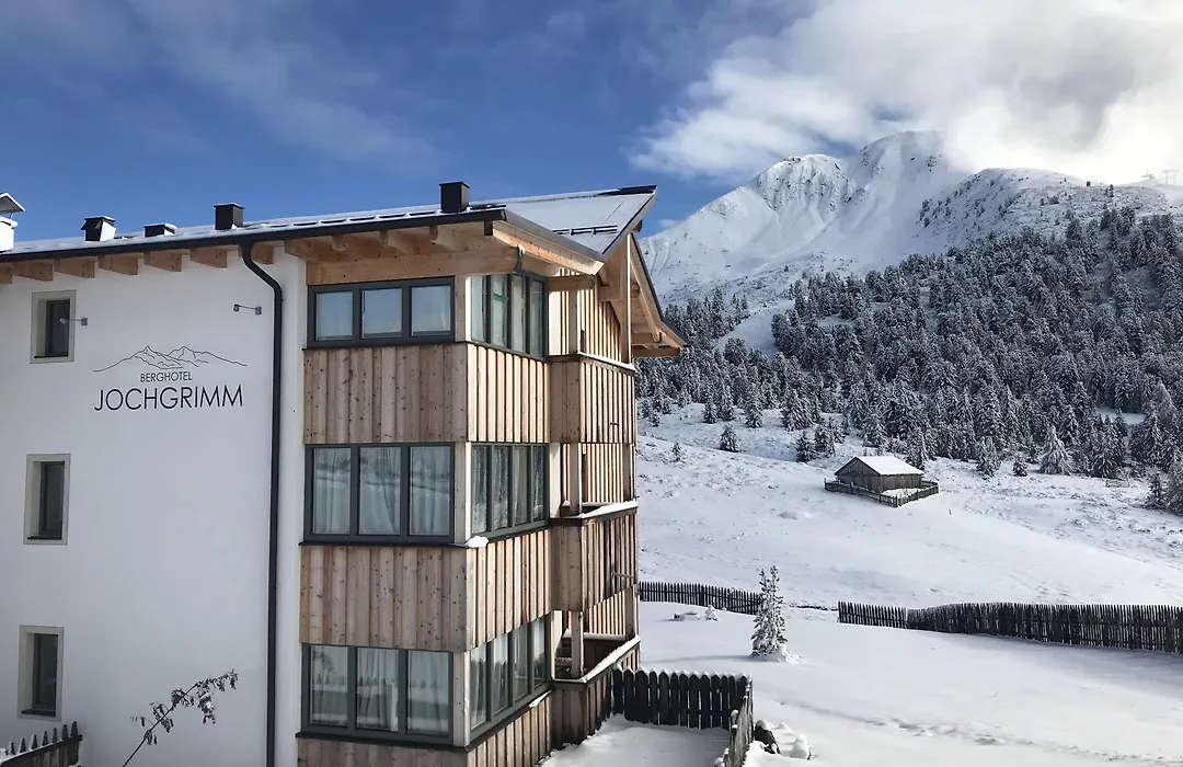 Berghotel Jochgrimm - Alpine Wellness-1